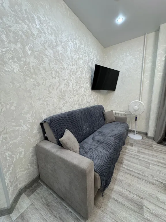 Уютная двухкомнатная квартира на Мира 3