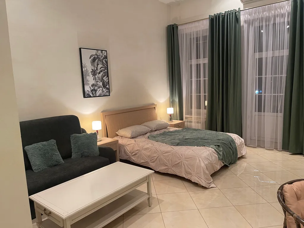 Апартаменты Делюкс Модерн с балконом на набережной