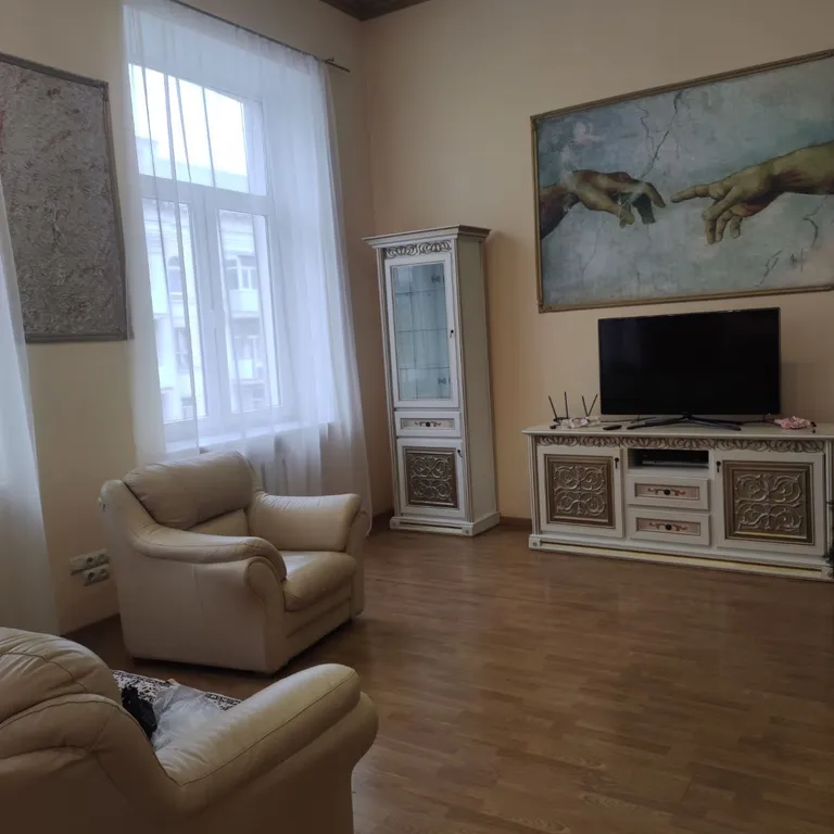 Квартира с водой в самом центре города