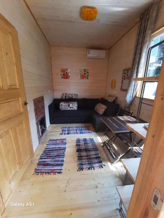 Коттедж с баней и тёплым джакузи