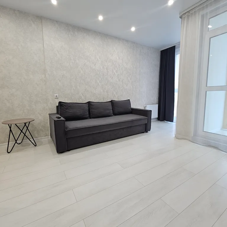 Квартира Уютная квартира-студия метро Аэродромная, рядом жд/авто вокзалы, wi-fi — Минск