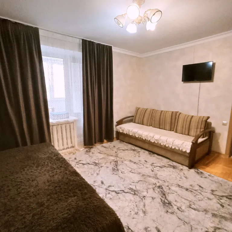 Теплая двухкомнатная квартира рядом с парком