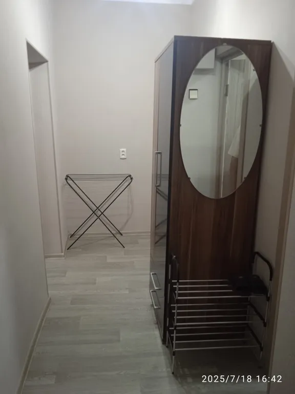 Не дорогая квартира центр всё рядом 300 метров от жд вокзала