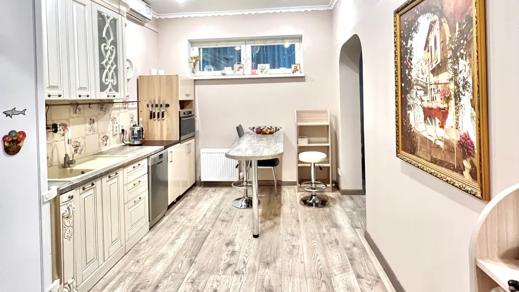 3-комнатная Квартира