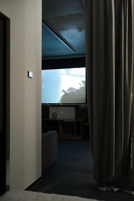 Стильная квартира с кинопроектором