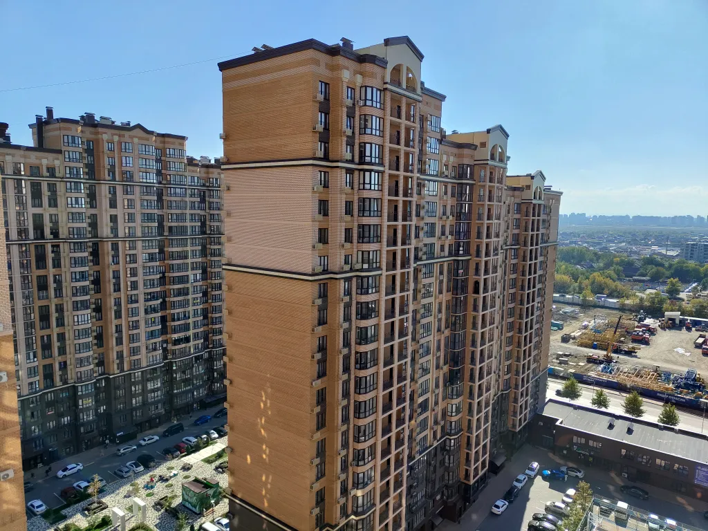 Стильная двухкомнатная квартира рядом с Экспоград-Юг