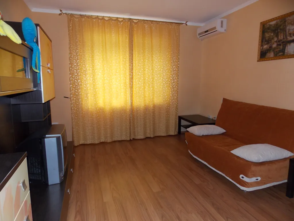 Апартаменты с уютным двором