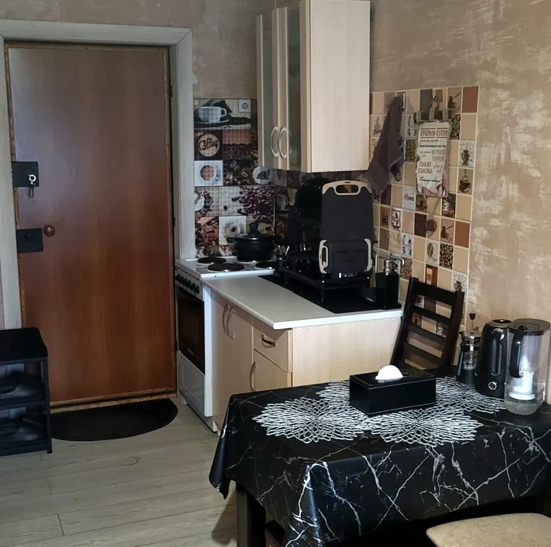 Бюджетная уютная комната-студия в центре с панорамным видом