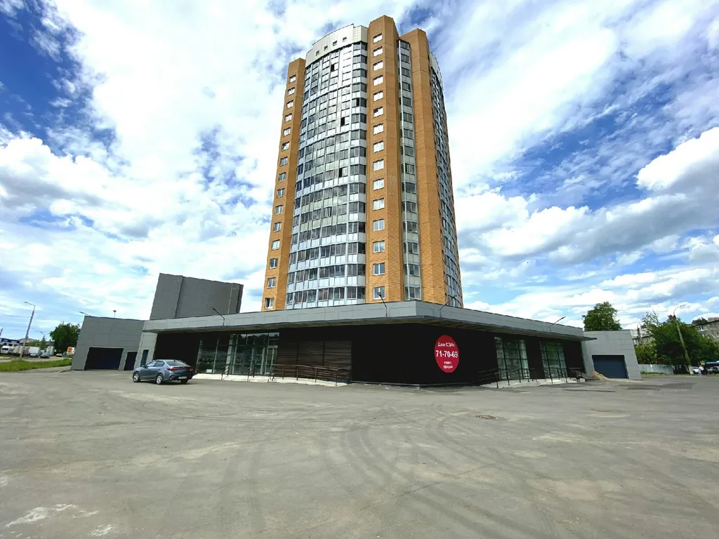 Уютная квартира-студия с диванчиком у торгового центра Вавилон