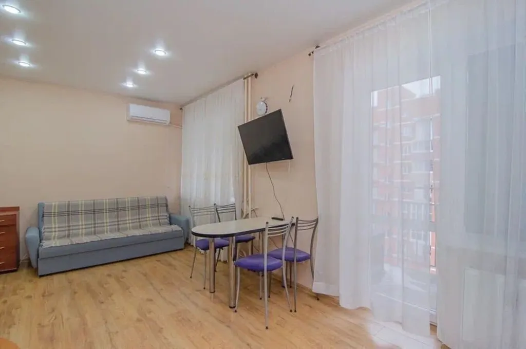 Квартира Квартира Солнечнaя светлая студия — Хабаровск