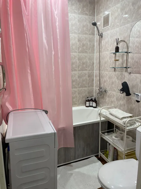 Очень тёплая квартира на проспекте Ленина .