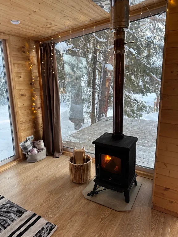 Дом в лесу с баней и чаном