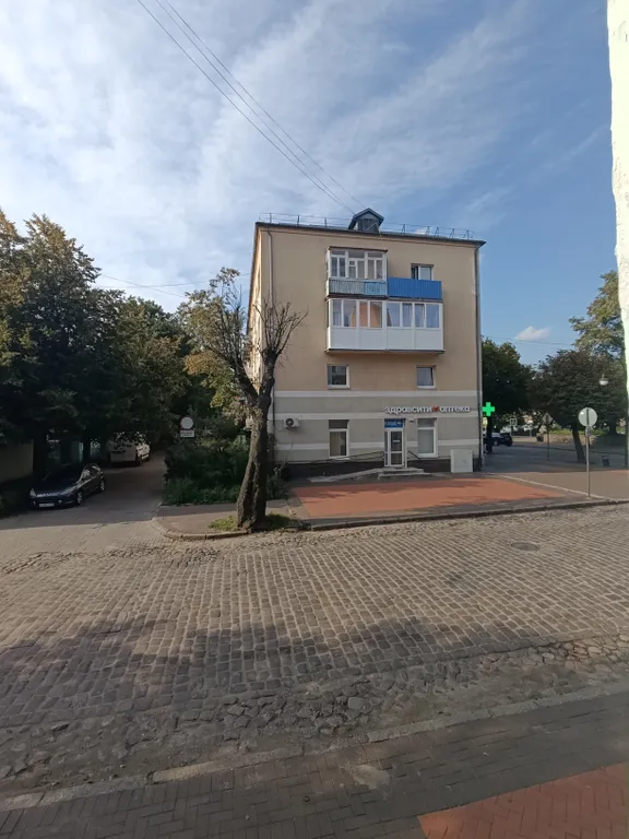 Студия в необычном доме немецкой постройки