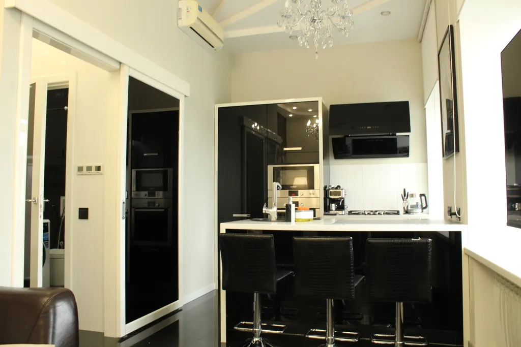 Дизайнерская квартира в центре с видом на храм — аренда посуточно в Ярославль