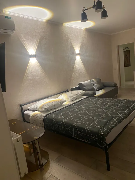 Светлая уютная студия в центре города