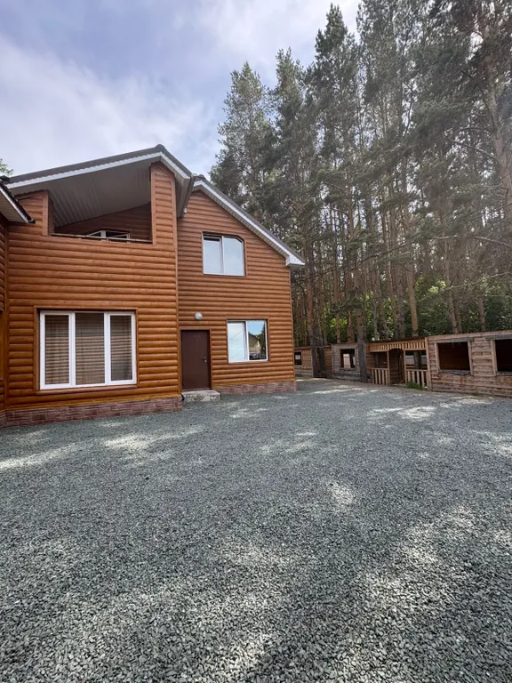 Просторный таунхаус в сосновом бору