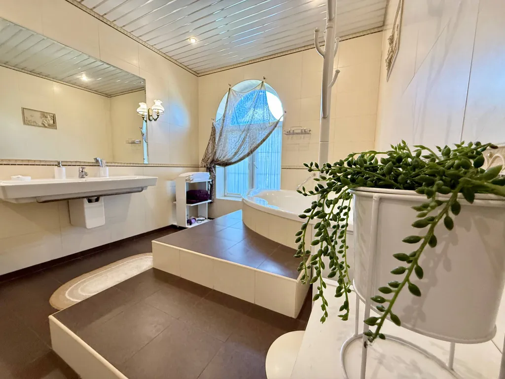 Номер Представительский люкс с джакузи