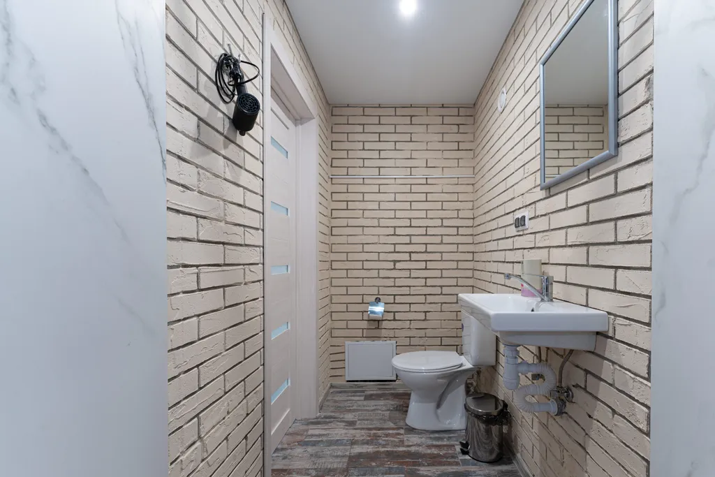 Дом с баней и бассейном