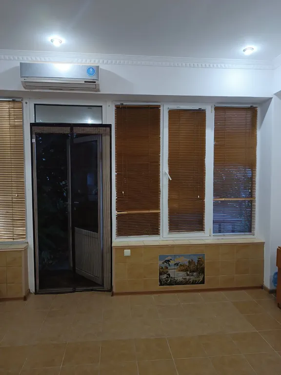 Квартира Комната — Новоотрадное