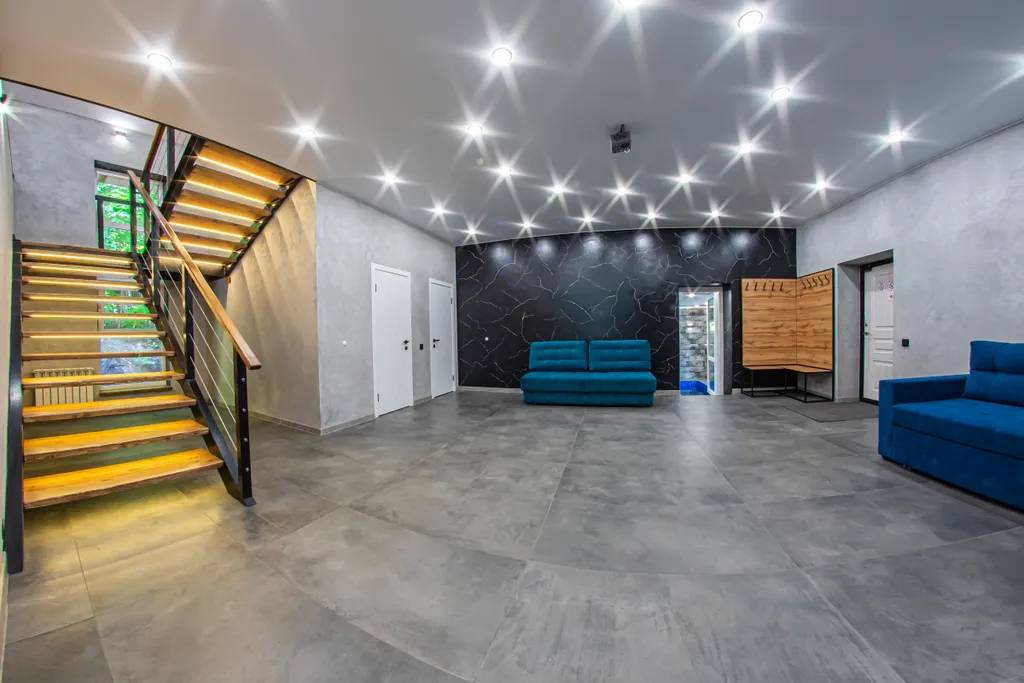 Просторный коттедж Лофт-хаус для большой компании с бассейном и сауной