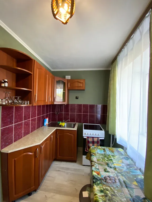 Квартира Двухкомнатная квартира в центре — Голышманово