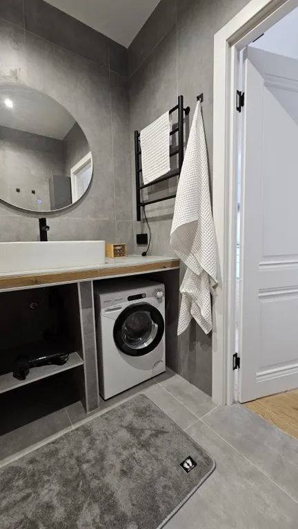 Современная 1- комнатная квартира со всеми удобствами