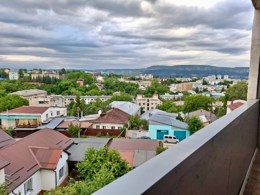 Квартира в центре с видом на горы