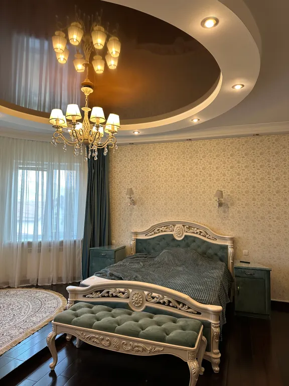 Сдается 3-х этажный дом