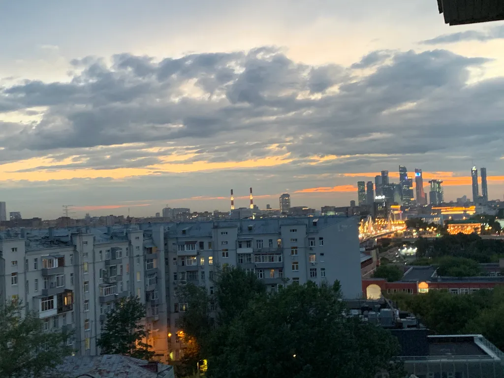 Квартира Квартира в центре с балконом, спальней и паркингом — Москва