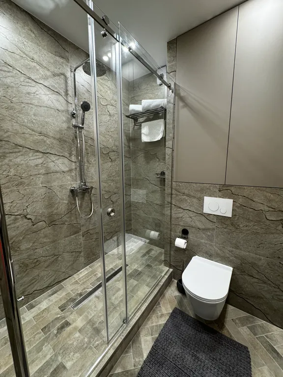 Сдается посуточно уютная, чистая квартира.