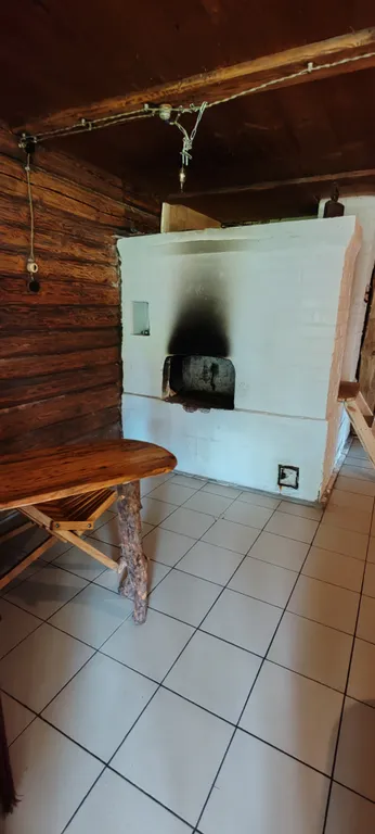 Дом на берегу реки