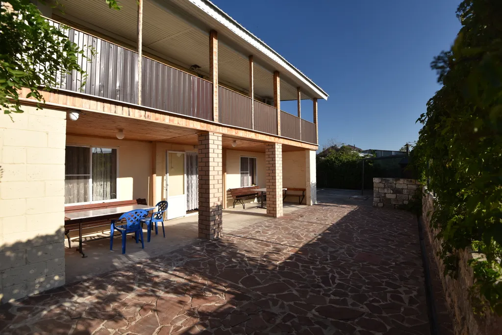 Двухуровневый номер с кухней и видом на море