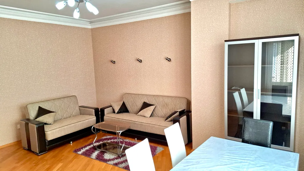 2-комнатная квартира в новопостроенном доме в центре