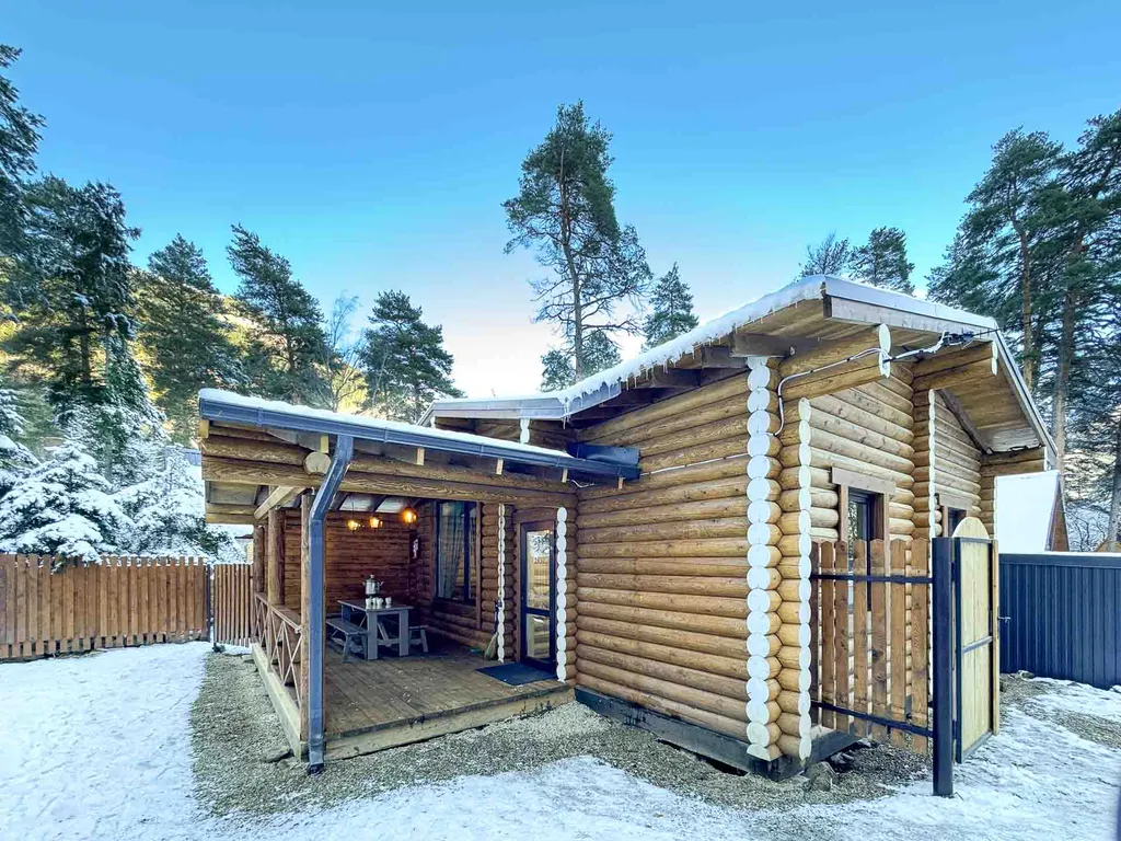 Жилой дом из сруба