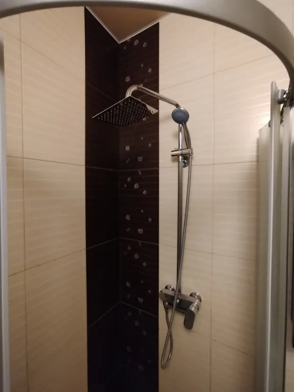 Замечательная квартира в районе 7 горбольницы с видом на горы