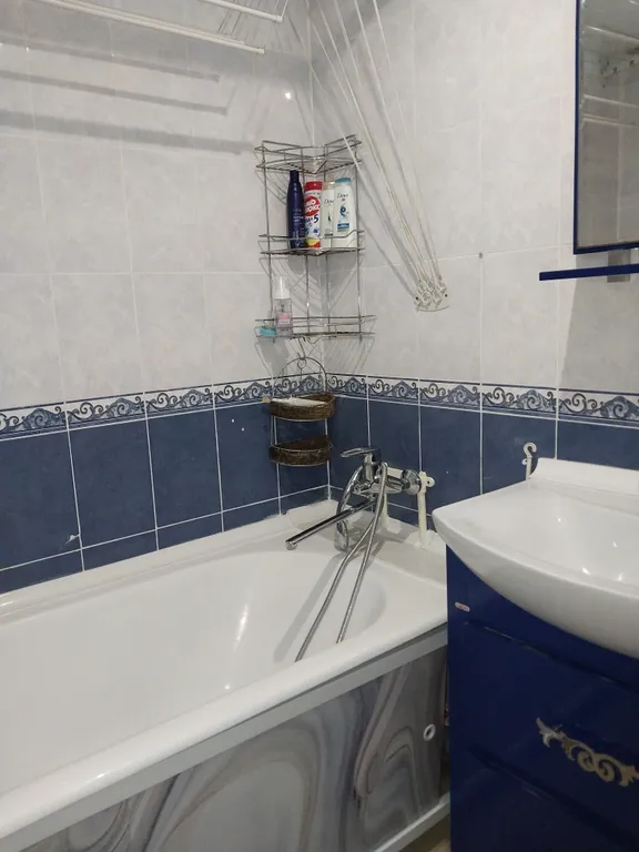 Улучшенная трехкомнатная квартира рядом с гостиницей