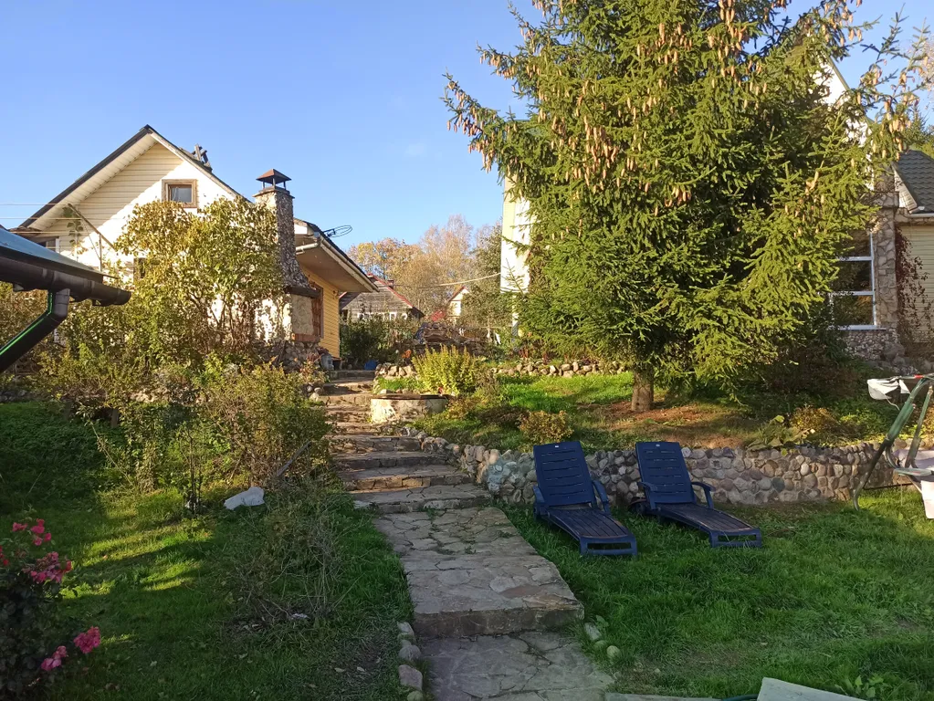 Коттедж Коттедж со своими водоемами и рыбалкой — Шаховская