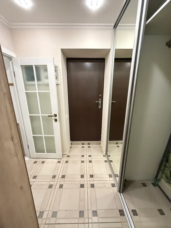 Квартира напротив ТЦ Горизонт