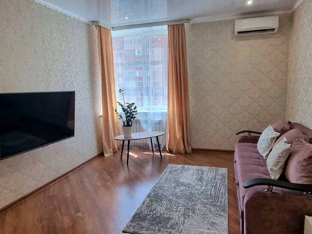 Просторная квартира в ЖК Лазурный