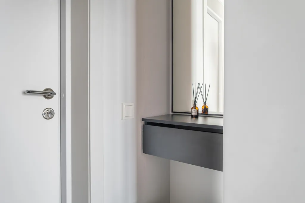 Квартира Квартира Просторная студия в теплых тонах — Екатеринбург