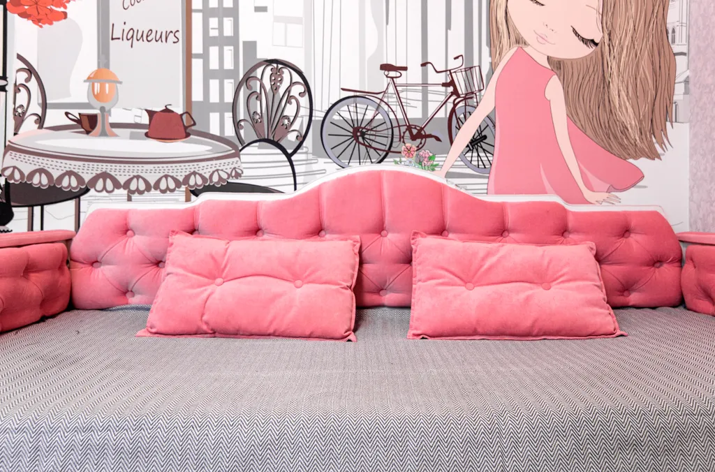 Дом Кантри со своим двором и парковкой