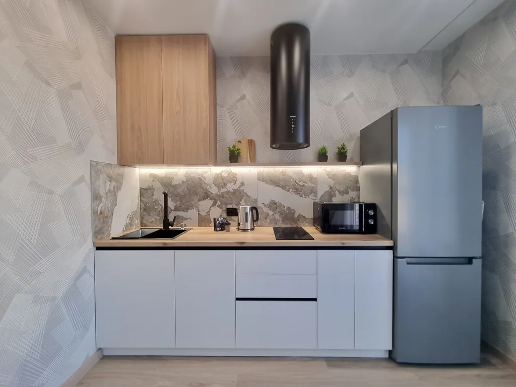 Дизайнерская евро двушка на 17 этаже с панорамным остеклением и видом на город