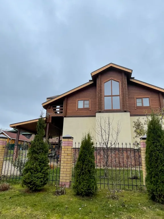 Коттедж рядом с городом