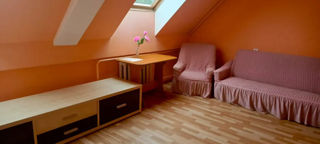 Просторная кв-ра в центральном районе со своей закрытой территорией