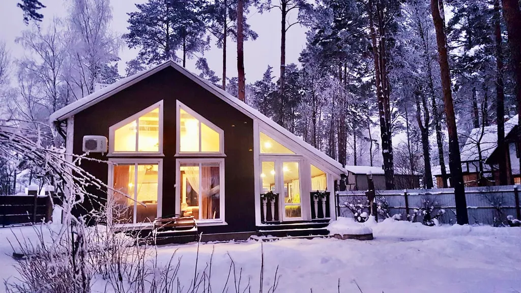 Дом в Шмеленках с гортензиями