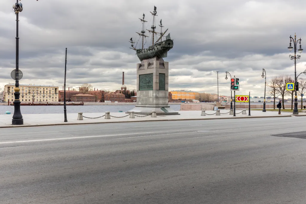 Семейная квартира в центре Петербурга с бесплатной парковкой