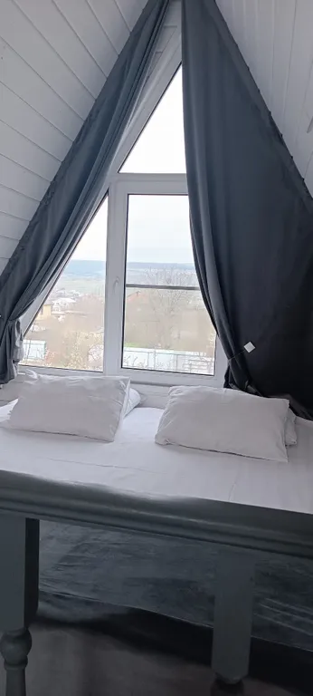 Дом А-фрейм из дерева с баней и джакузи