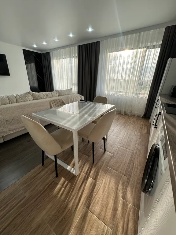 Апартаменты на Академической №78