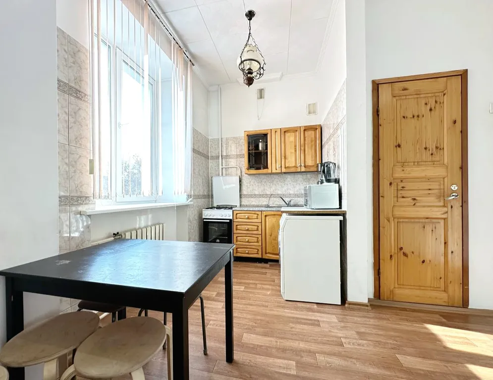 3-комнатная квартира в центре с кондиционером