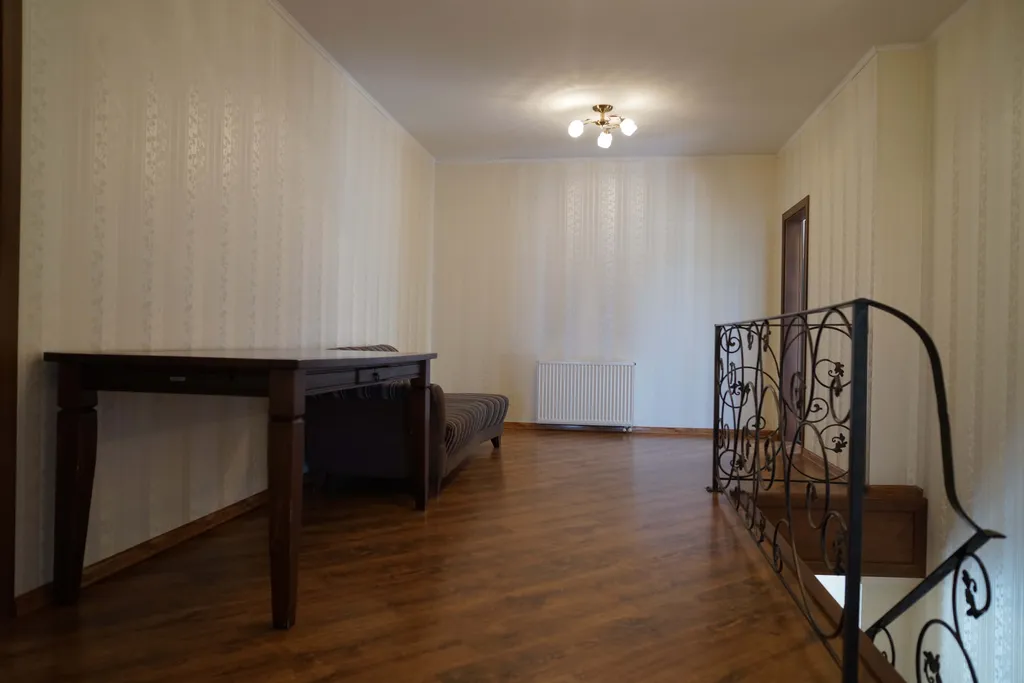 Уютный, большой дом на Славянской